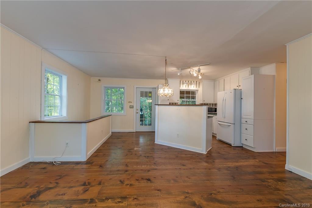 770 New Market Road Tryon, NC 28782 - Photo 8 of 33