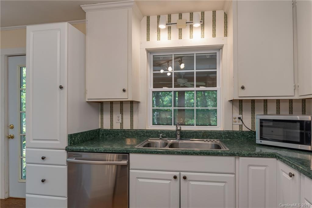770 New Market Road Tryon, NC 28782 - Photo 10 of 33