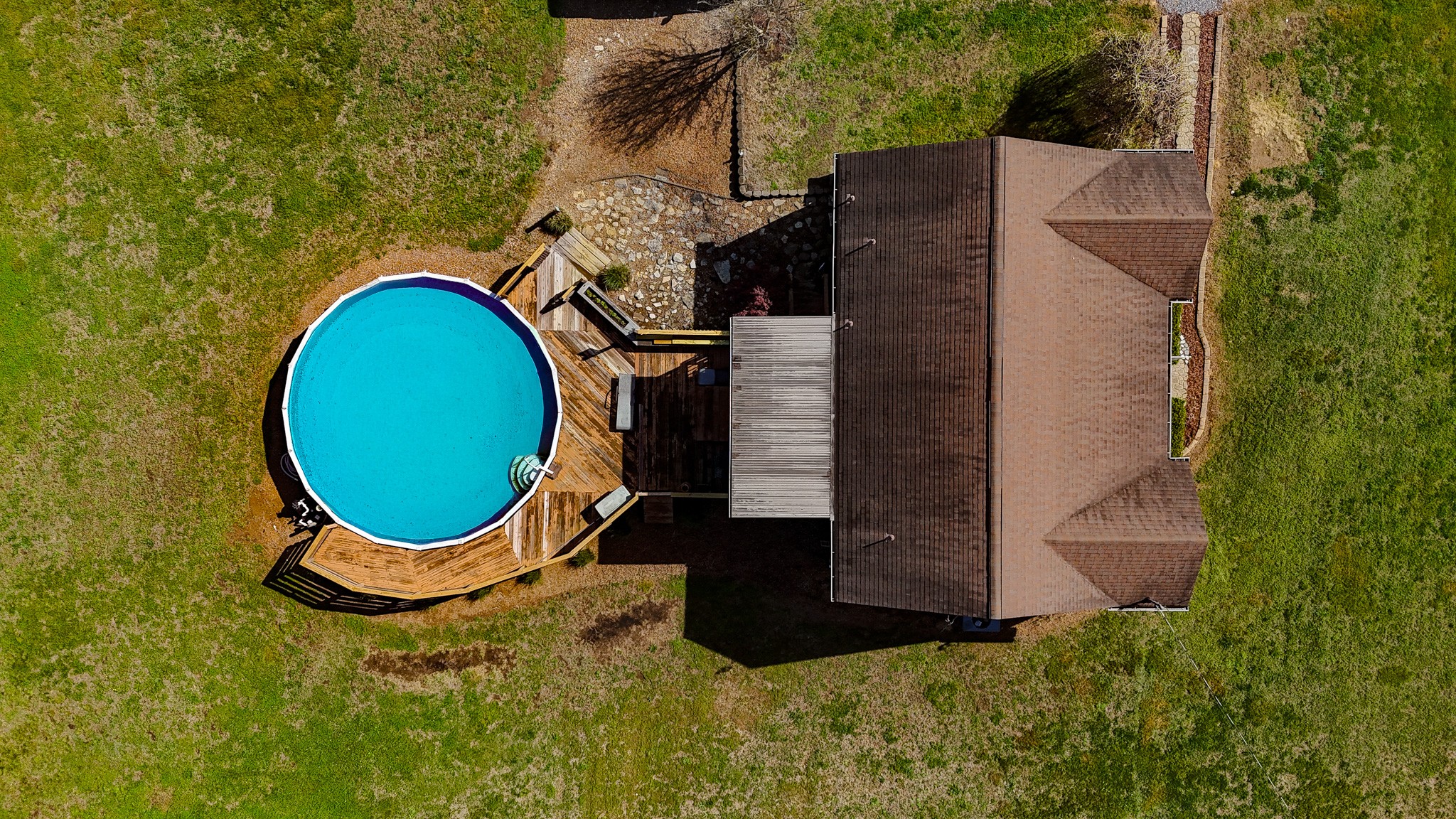 16 Volunteer Road Petersburg, TN 37144 - Photo 31 of 41 an aerial view of a house with swimming pool and large trees