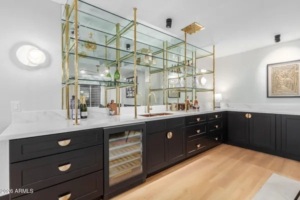 $1,250,000 | 3759 South Dew Drop Lane, Gilbert, AZ 85297