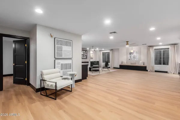 $1,250,000 | 3759 South Dew Drop Lane, Gilbert, AZ 85297