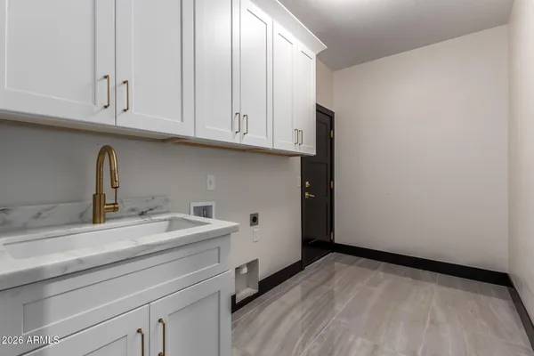 $1,250,000 | 3759 South Dew Drop Lane, Gilbert, AZ 85297