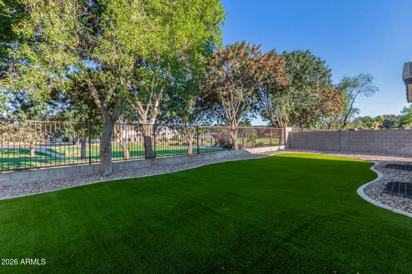 $1,250,000 | 3759 South Dew Drop Lane, Gilbert, AZ 85297