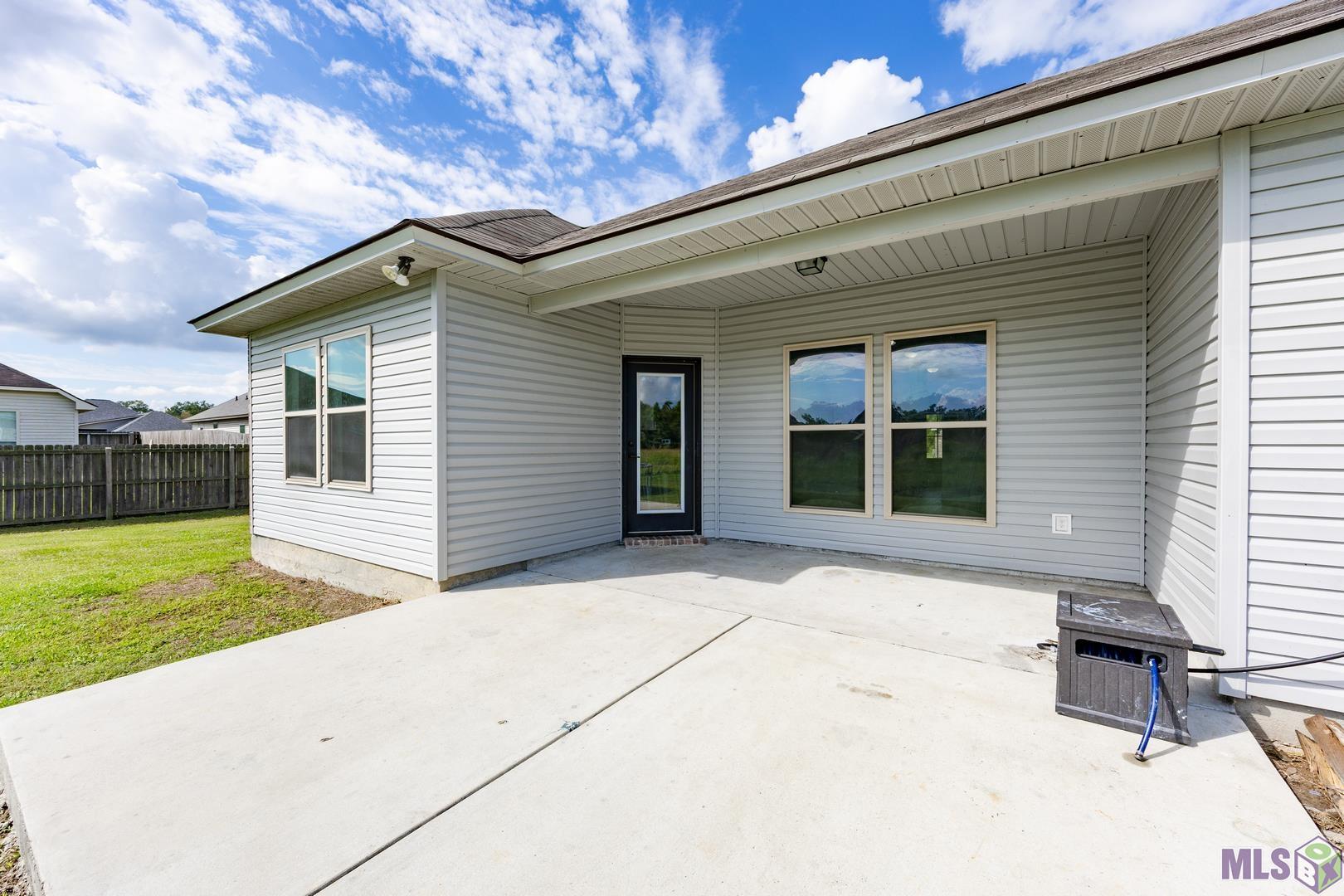 7049 East Sunset Loop Addis, LA 70710 - Photo 3 of 13 Gallery Image 3