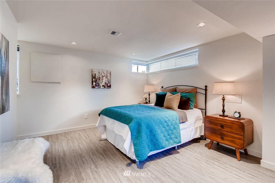 3701 Southwest Webster Street Seattle, WA 98126 - Photo 11 of 17 Gallery Image 11