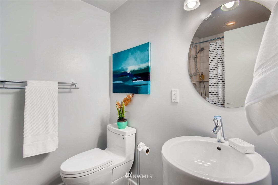 3701 Southwest Webster Street Seattle, WA 98126 - Photo 10 of 17 Gallery Image 10