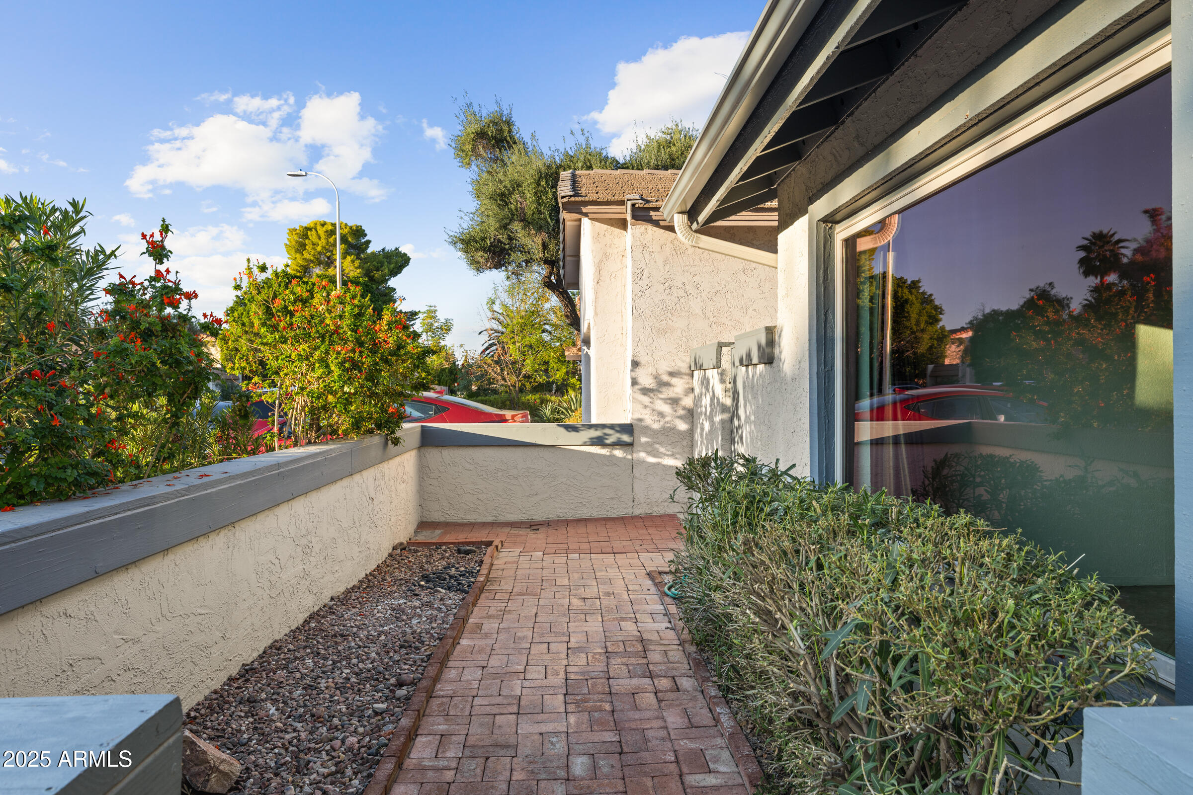 5627 South Crows Nest Road Tempe, AZ 85283 - Photo 5 of 93 a view of a balcony with wooden floor