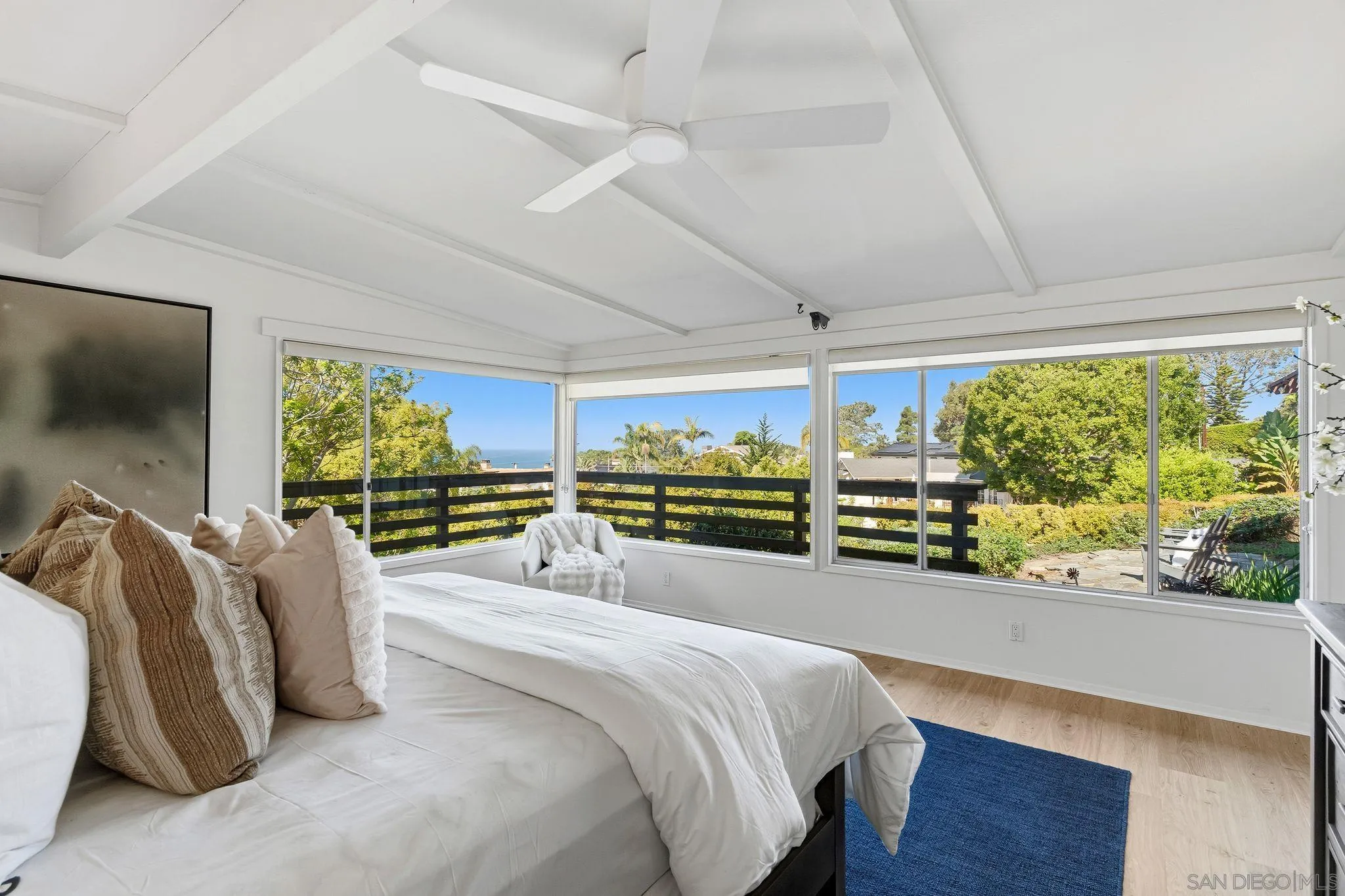 459 Carolina Road Del Mar, CA 92014 - Photo 27 of 58 Gallery Image 27