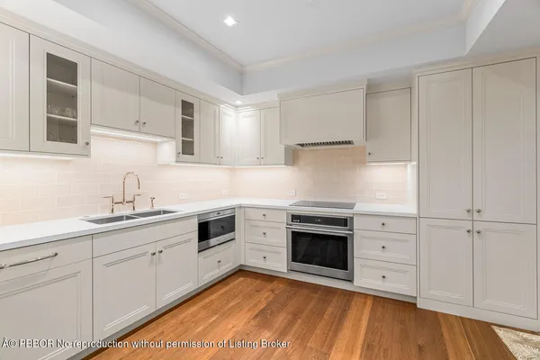 $10,500,000 | 315 South Lake Drive, Unit PHC, Palm Beach, FL 33480