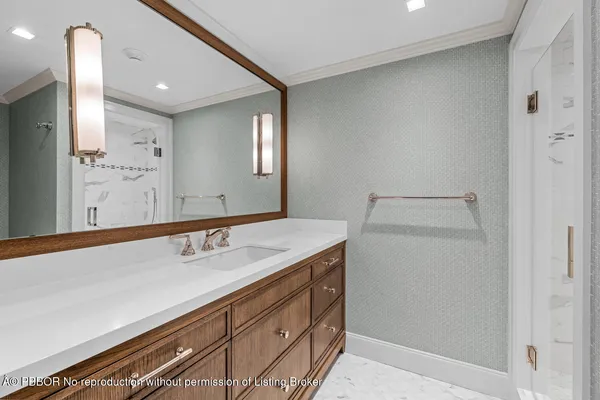 $10,500,000 | 315 South Lake Drive, Unit PHC, Palm Beach, FL 33480