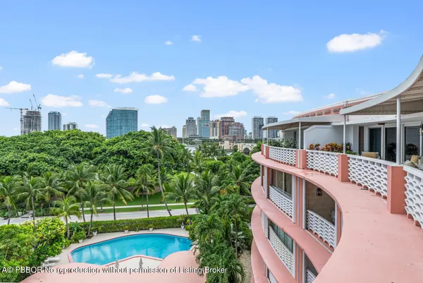 $10,500,000 | 315 South Lake Drive, Unit PHC, Palm Beach, FL 33480