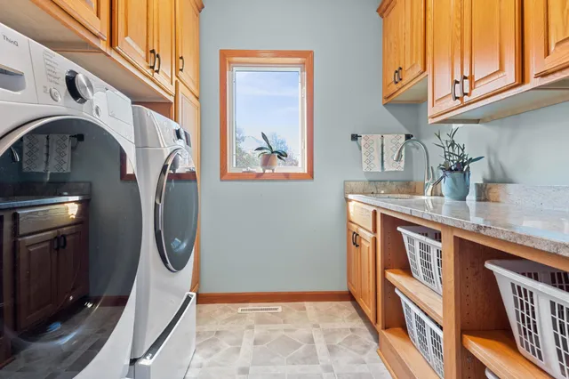 $775,000 | 9624 Jonathan Lane, Eden Prairie, MN 55347