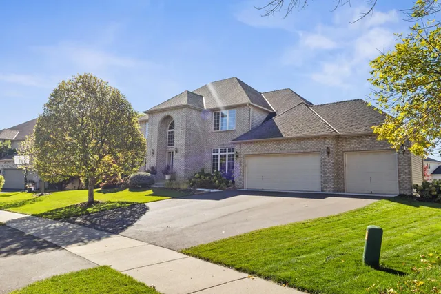 $775,000 | 9624 Jonathan Lane, Eden Prairie, MN 55347