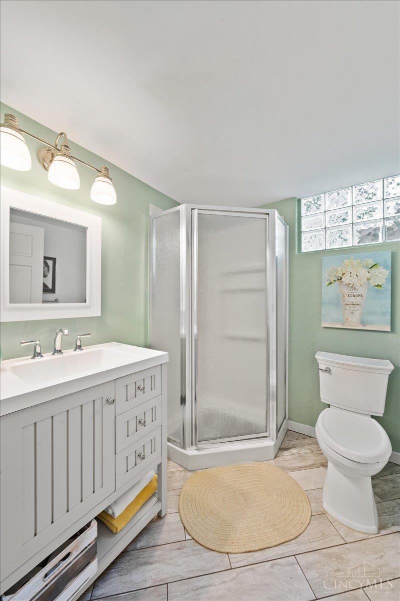 5647 Euclid Road Cincinnati, OH 45236 - Photo 17 of 36 Gallery Image 17