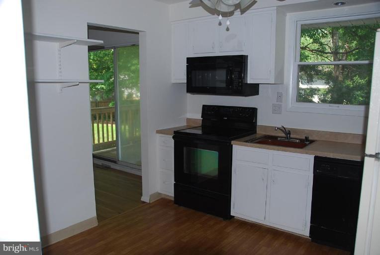6326 Cipriano Road Lanham, MD 20706 - Photo 4 of 11 Kitchen