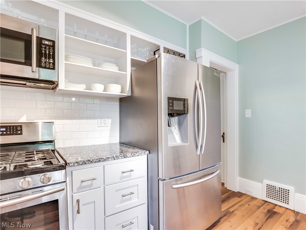 2875 Lee Road Silver Lake, OH 44224 - Photo 18 of 34 Gallery Image 18
