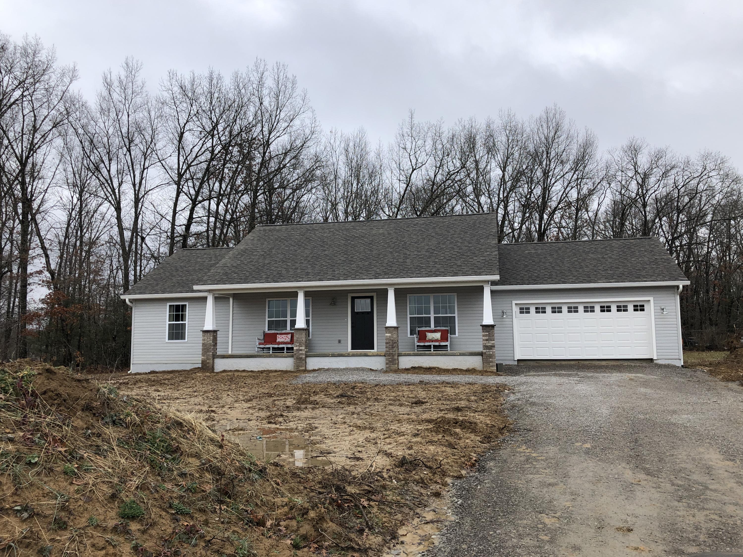 68 Panther Valley Road Crossville, TN 38555 - Photo 1 of 11 Front of home