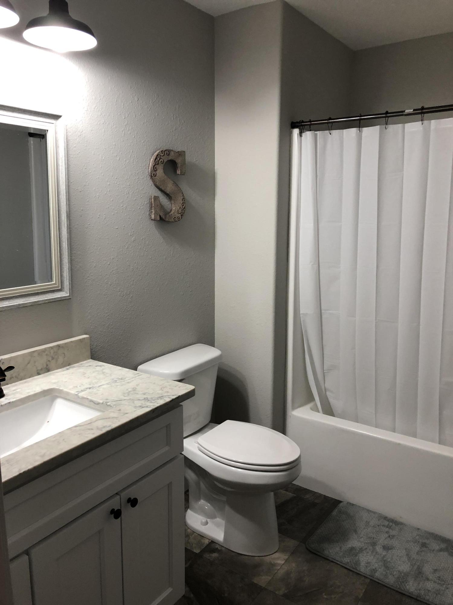 68 Panther Valley Road Crossville, TN 38555 - Photo 3 of 11 Master Bathroom