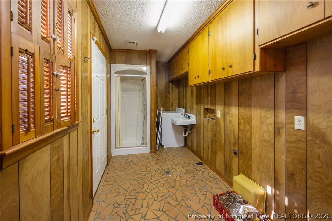 5424 Bonnetsville Road Clinton, NC 28328 - Photo 12 of 29 a view of a bathroom with a sink