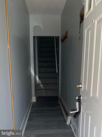 a view of walk in closet