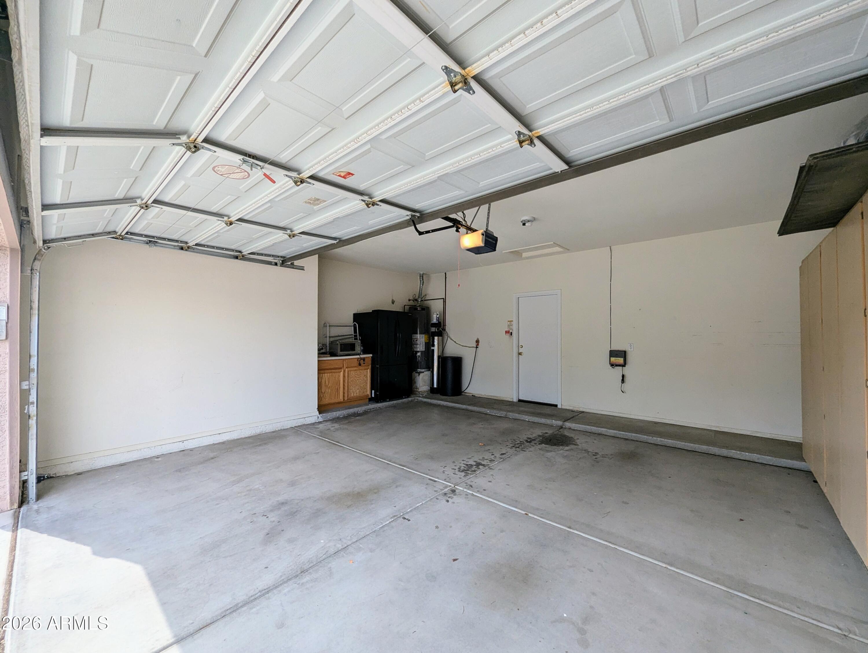 5424 West Wagoner Road Glendale, AZ 85308 - Photo 36 of 37 a view of a garage