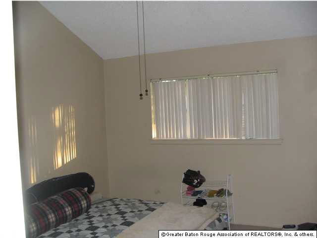 14126 Rampart Court Baton Rouge, LA 70810 - Photo 4 of 9 Gallery Image 4