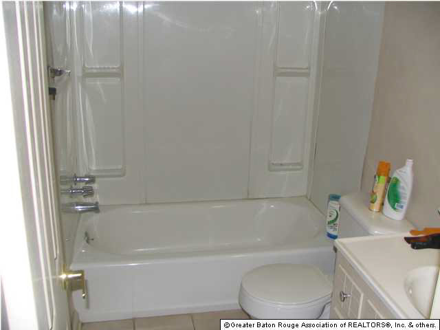 14126 Rampart Court Baton Rouge, LA 70810 - Photo 8 of 9 Gallery Image 8