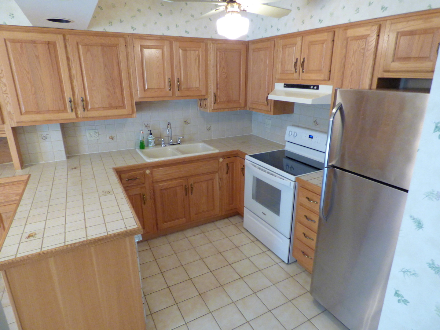 2500 West Talcott Road, Unit 207 Park Ridge, IL 60068 - Photo 4 of 23 Gallery Image 4