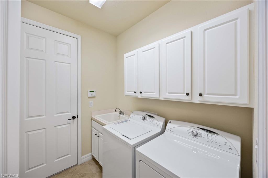 9218 Veneto Lane Naples, FL 34113 - Photo 24 of 47