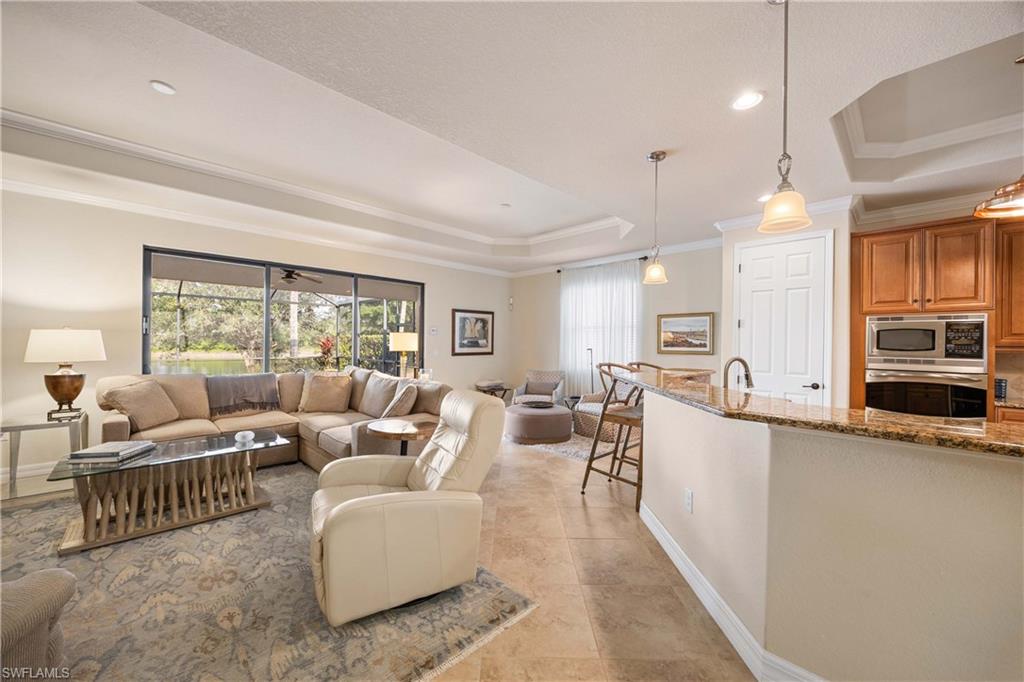 9218 Veneto Lane Naples, FL 34113 - Photo 4 of 47