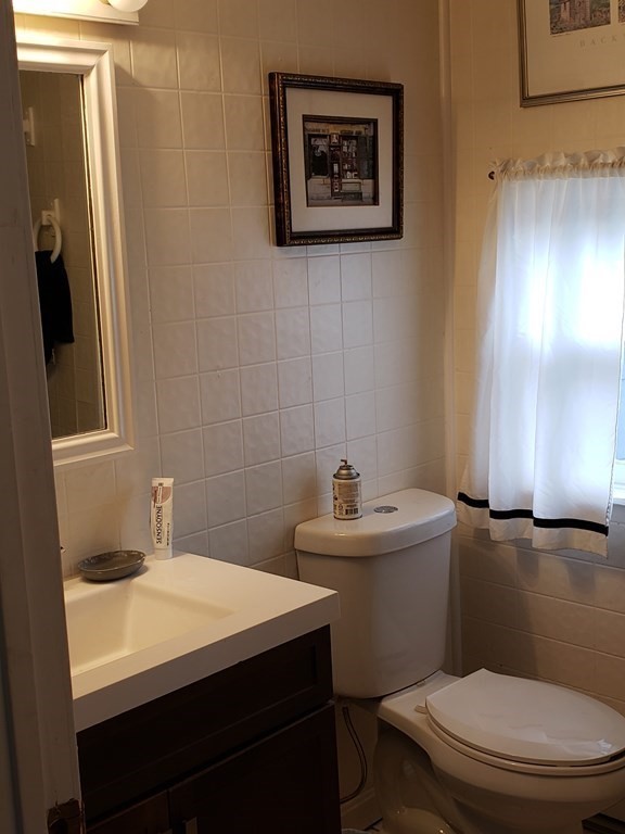 192 Massasoit Road Worcester, MA 01604 - Photo 11 of 18 Gallery Image 11