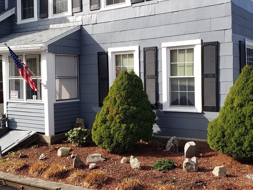 192 Massasoit Road Worcester, MA 01604 - Photo 3 of 18 Gallery Image 3