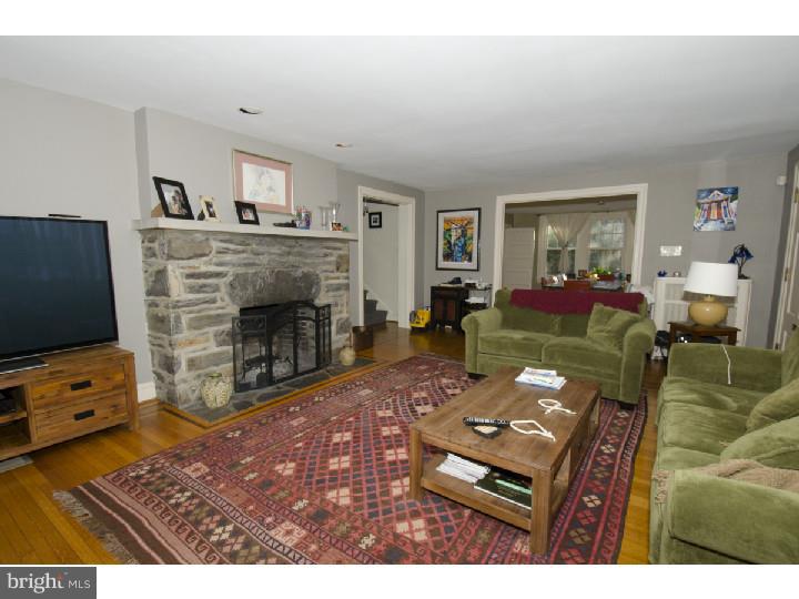 549 Heath Road Merion Station, PA 19066 - Photo 9 of 23 Living Room