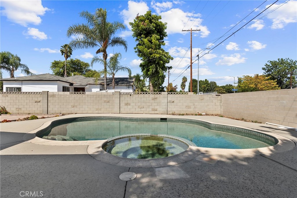 19709 Strathern Street Winnetka, CA 91306 - Photo 26 of 31 a view of outdoor space and swimming pool