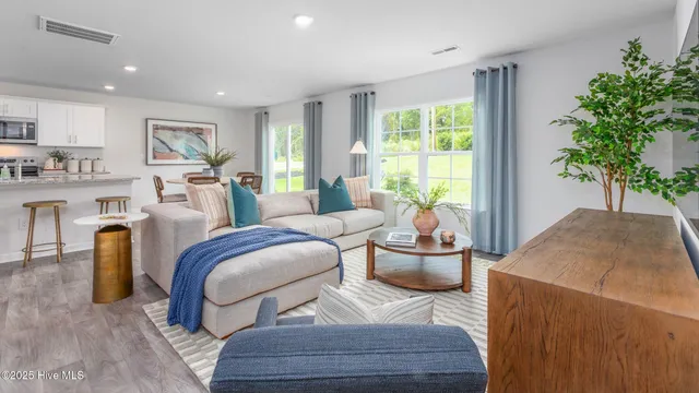 $327,990 | 206 Wood Street, La Grange, NC 28551