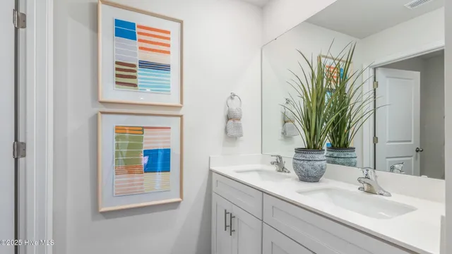 $327,990 | 206 Wood Street, La Grange, NC 28551