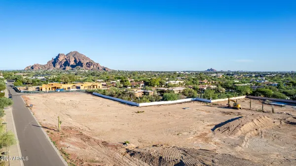 $5,000,000 | 3627 East Bethany Home Road, Unit 2, Paradise Valley, AZ 85253