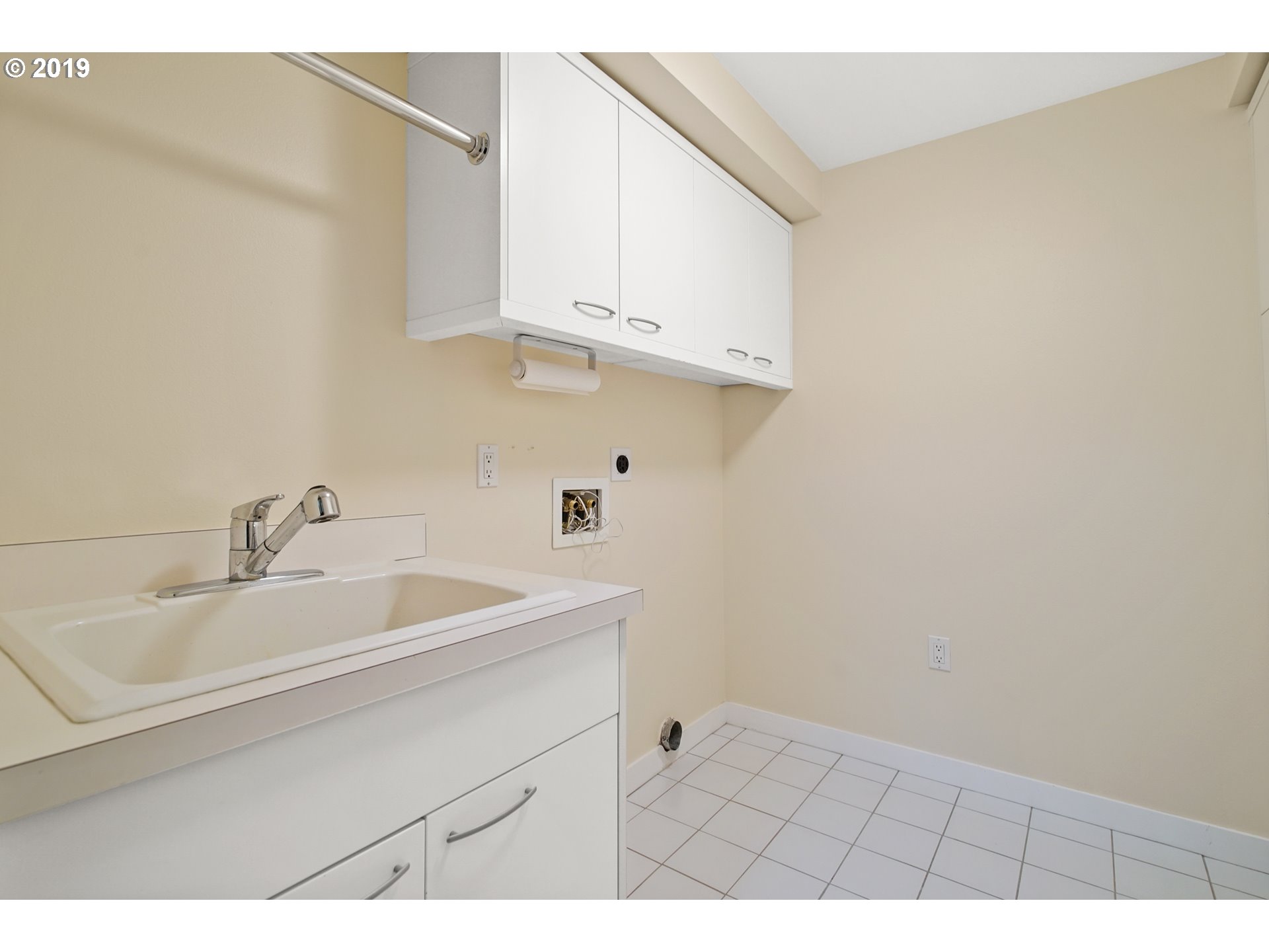 2445 Northwest Westover Road, Unit 407 Portland, OR 97210 - Photo 28 of 32 Gallery Image 28
