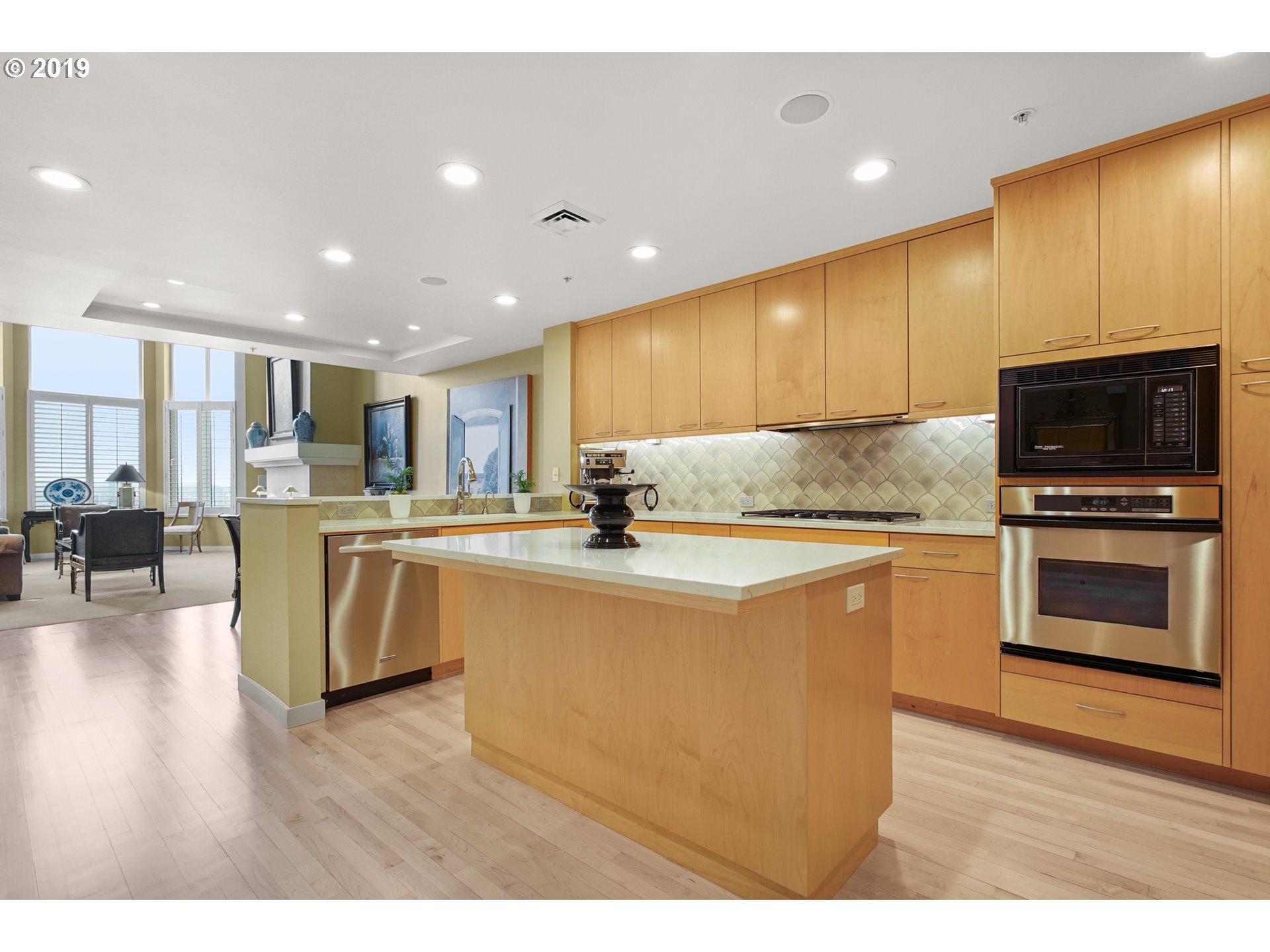 2445 Northwest Westover Road, Unit 407 Portland, OR 97210 - Photo 8 of 32 Gallery Image 8