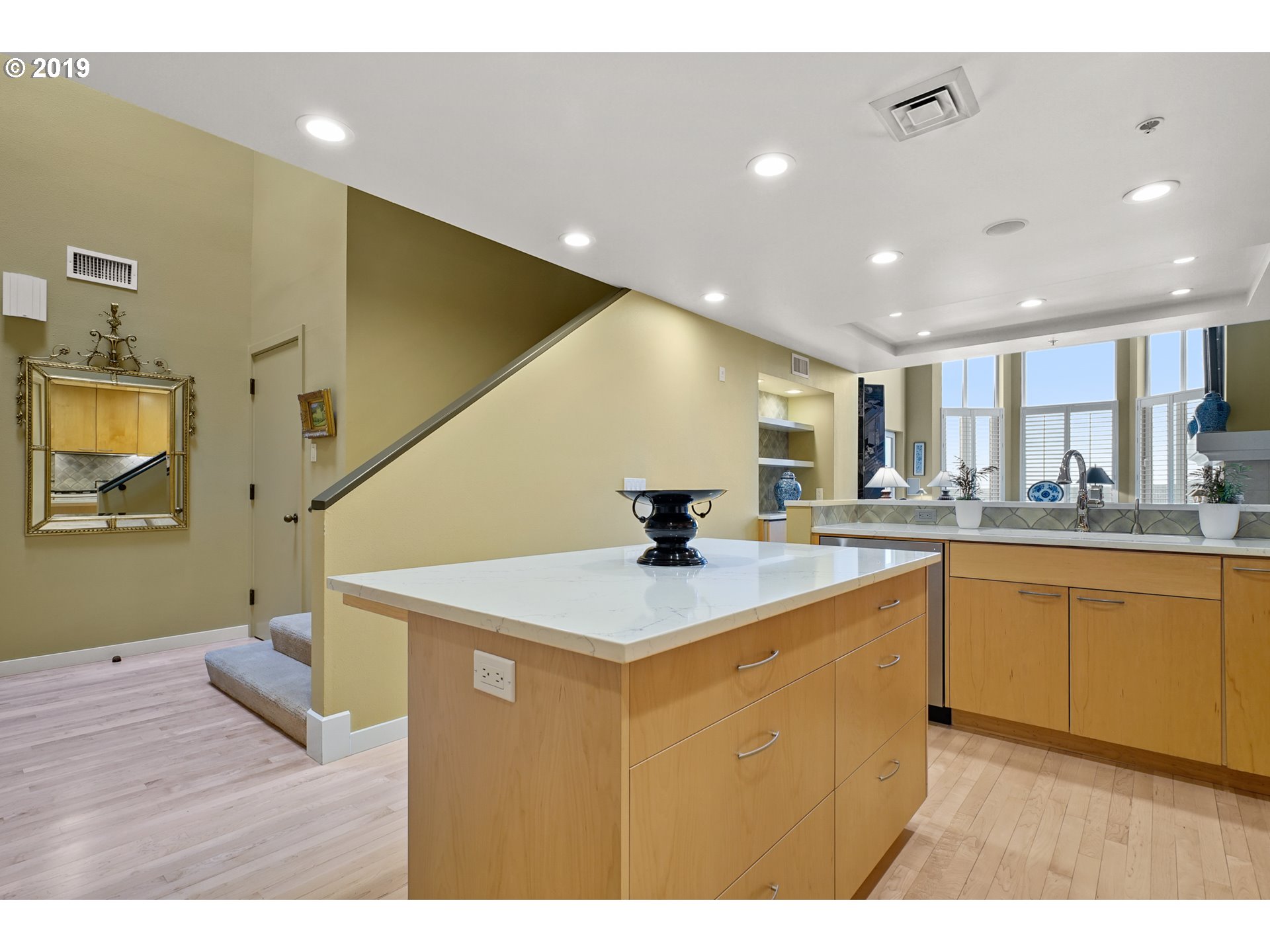 2445 Northwest Westover Road, Unit 407 Portland, OR 97210 - Photo 9 of 32 Gallery Image 9