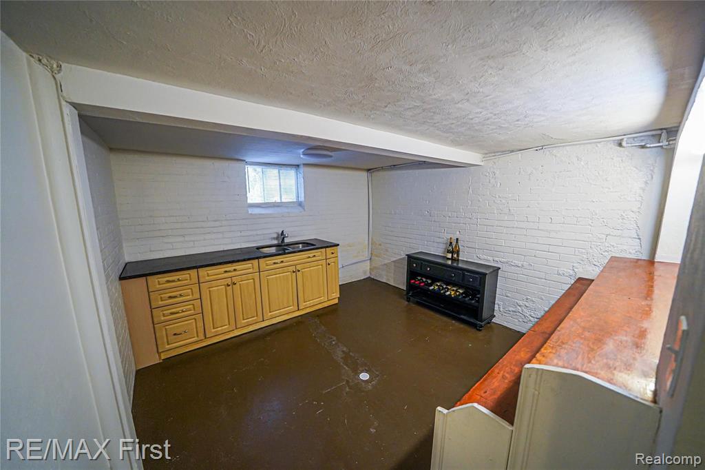 4100 Devonshire Road Detroit, MI 48224 - Photo 56 of 84