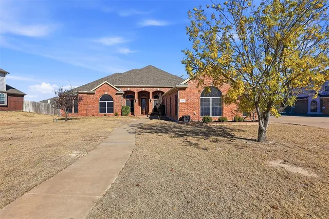 $560,000 | 1524 Desert Hills Drive, Fort Worth, TX 76052