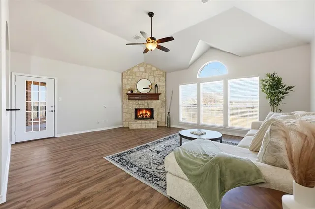 $560,000 | 1524 Desert Hills Drive, Fort Worth, TX 76052