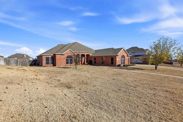$560,000 | 1524 Desert Hills Drive, Fort Worth, TX 76052