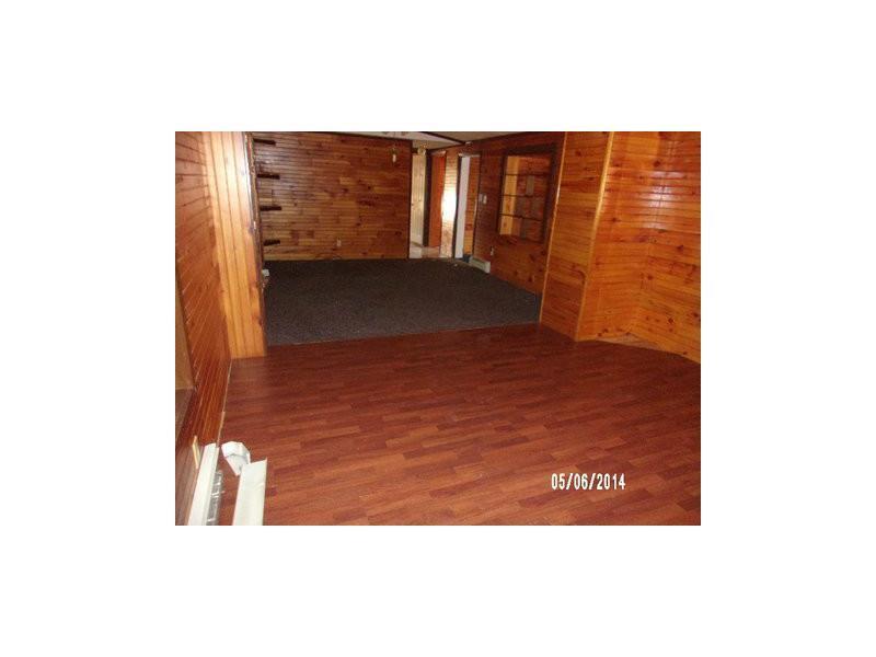 933 River Road Madison, ME 04950 - Photo 5 of 15 Living Room.