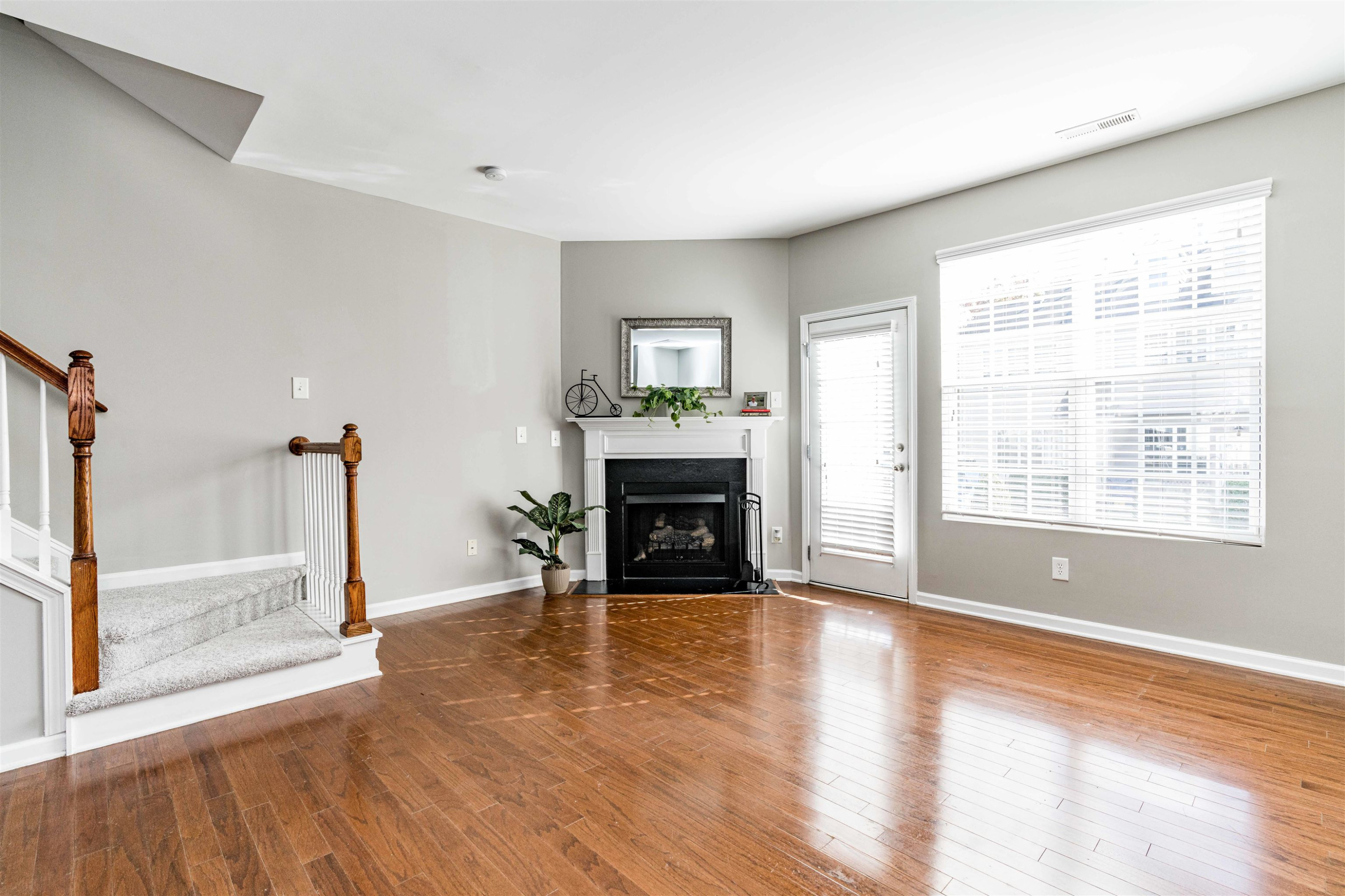 710 Bryant Street Raleigh, NC 27603 - Photo 3 of 42 Photo 3