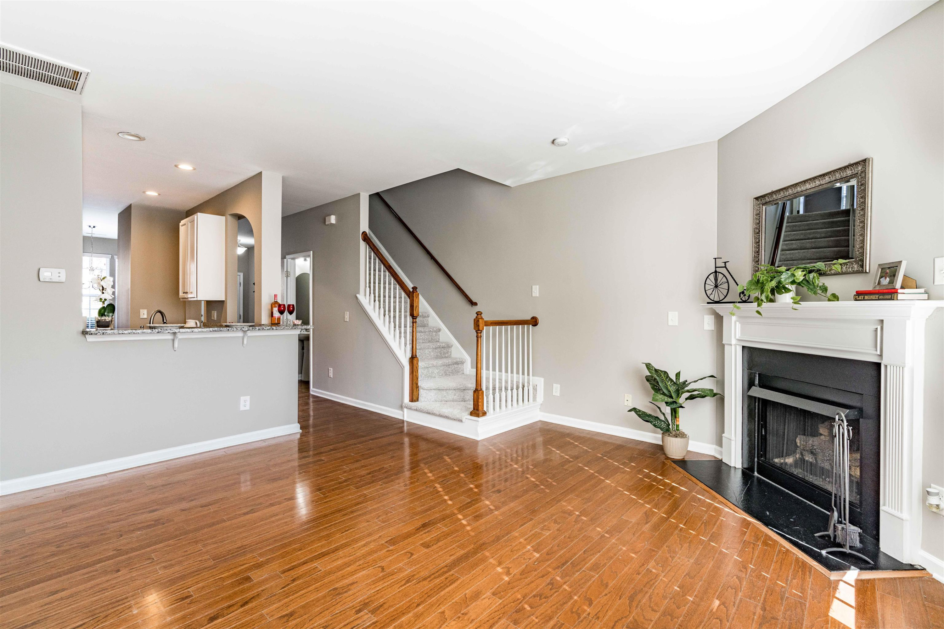 710 Bryant Street Raleigh, NC 27603 - Photo 8 of 42 Photo 8