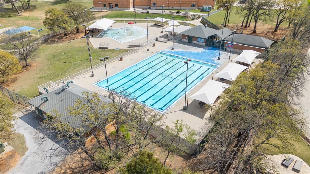 1911 New Haven Road Grapevine, TX 76051 - Photo 13 of 39 Pleasant Glade community pool is one block east!