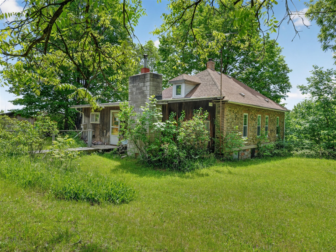 6182 Hamilton Road Harrison, MI 48625 - Photo 51 of 77