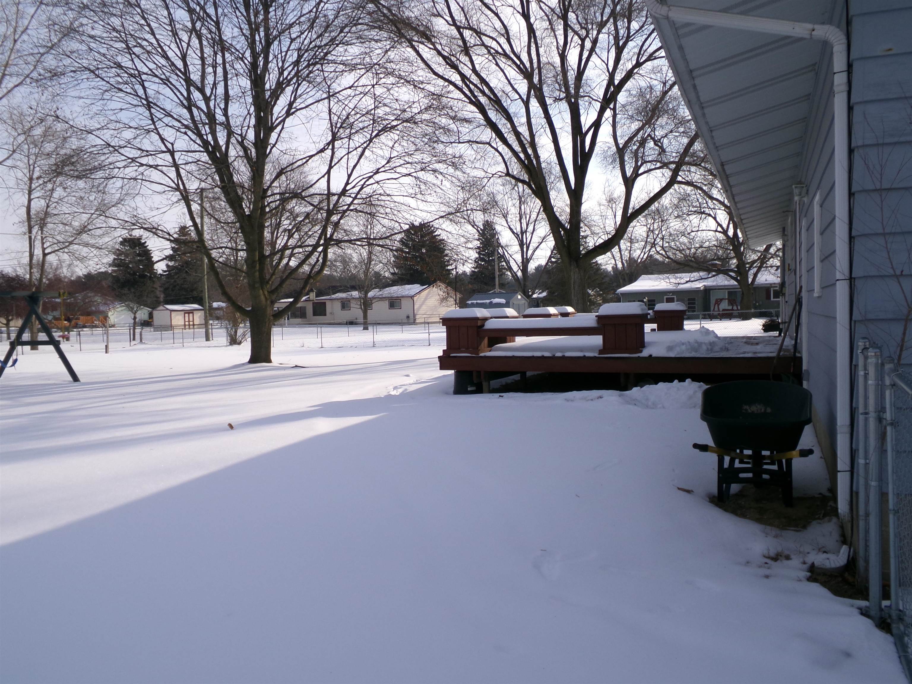 1006 Cheesman Road St. Louis, MI 48880 - Photo 5 of 50 1942183-03aefa22-7071-477b-ad5b-890012f7f59e.JPG